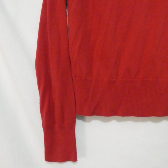 EDC By ESPRIT | medium | Elegant Red V-Neck Sweater | Stitched Logo On Sleeve - Picture 14 of 15
